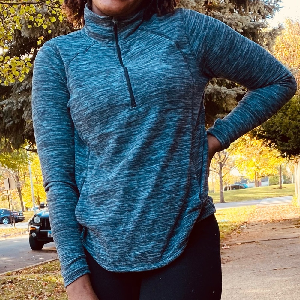 Grey winter top for sale size L